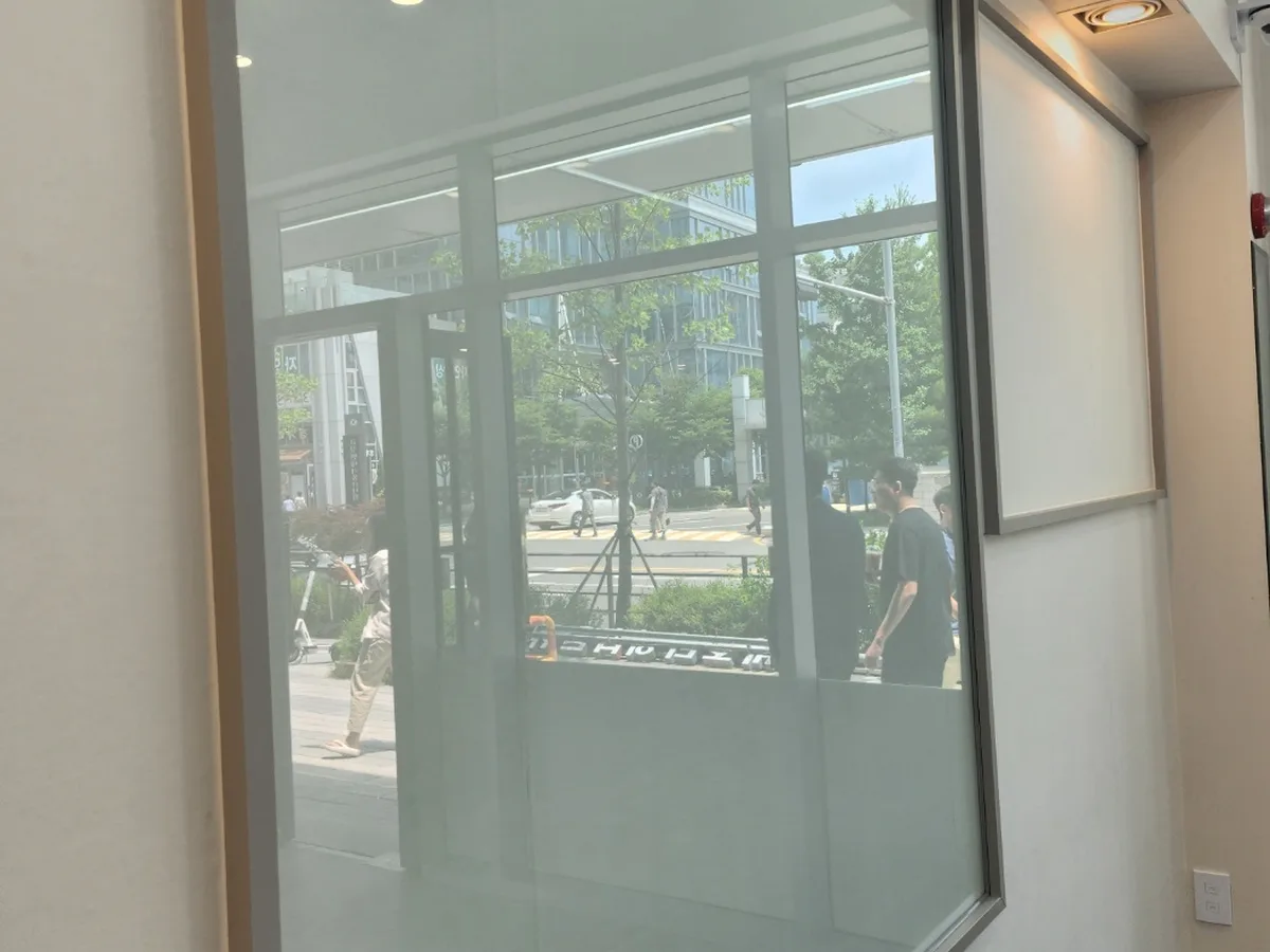 예천군 감천면 건물 복도·대기 동선 야간 위생청소 사례 - 행진크린